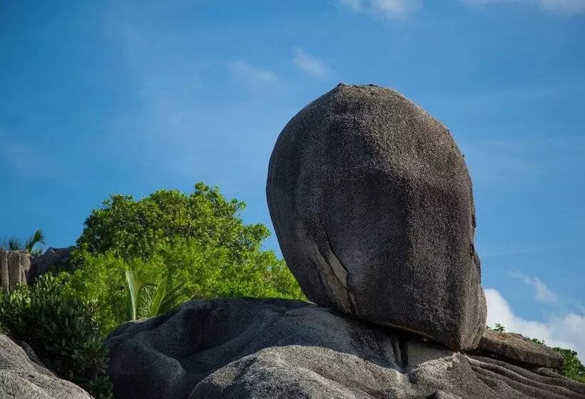هتل Six Senses Zil Pasyon, Seychelles