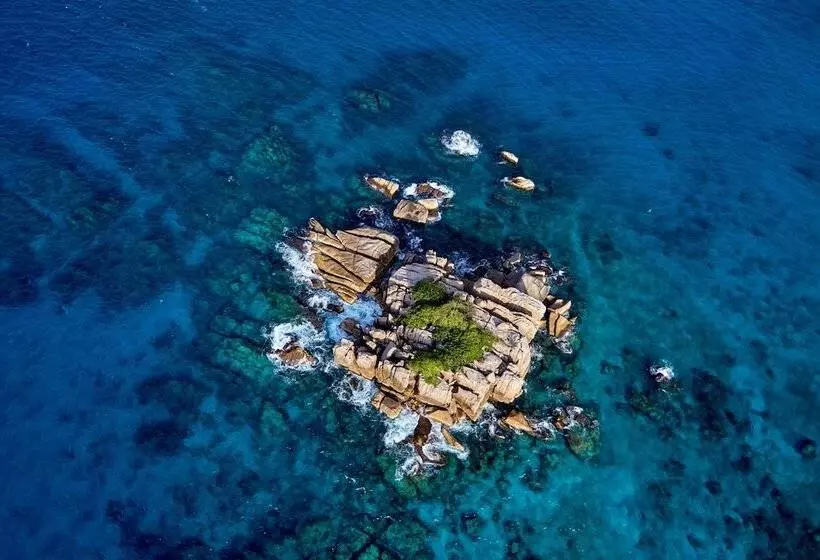 هتل Six Senses Zil Pasyon, Seychelles