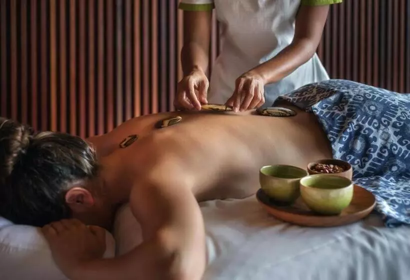 هتل Six Senses Zil Pasyon, Seychelles