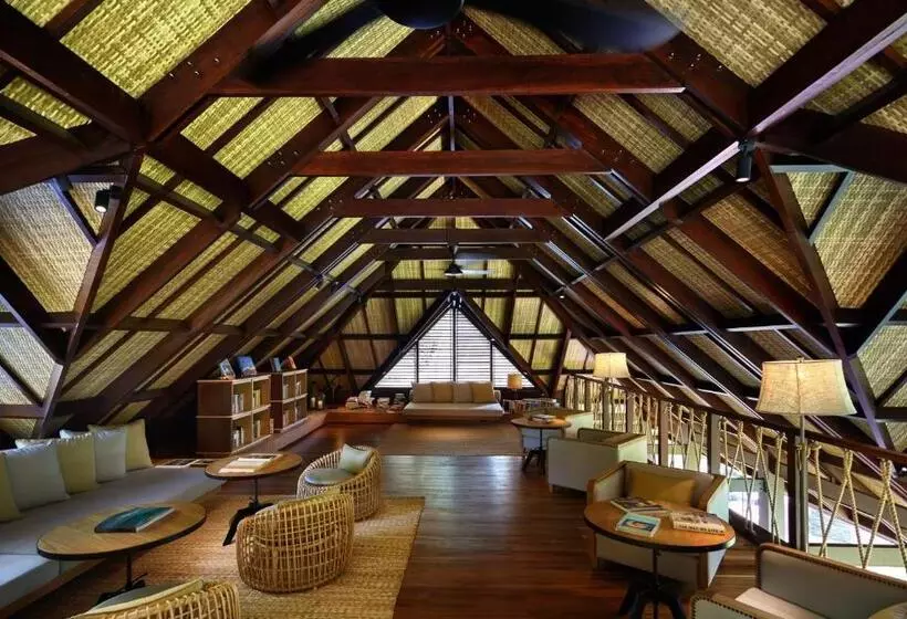 هتل Six Senses Zil Pasyon, Seychelles