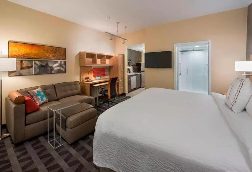 Hotelli Towneplace Suites By Marriott Ottawa Kanata