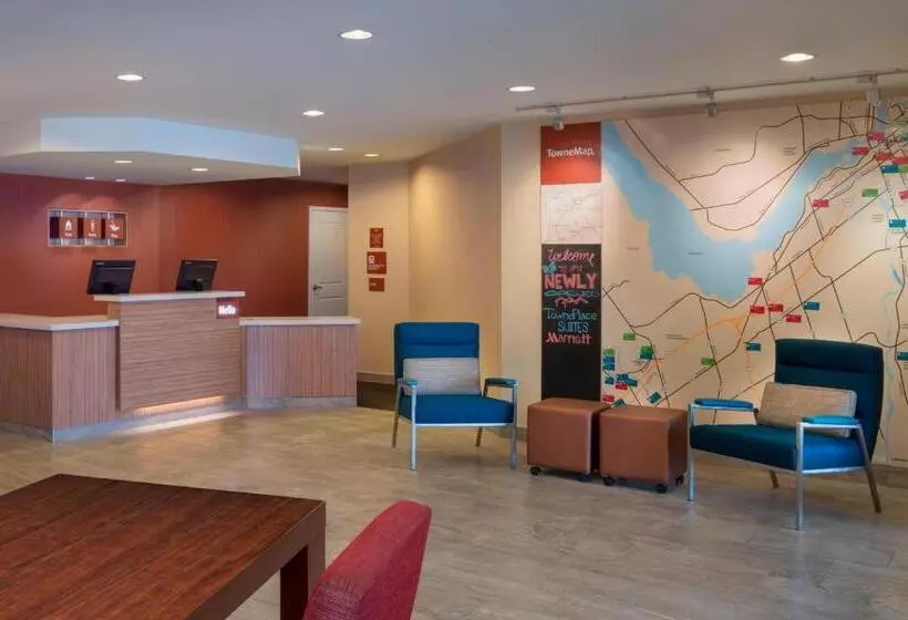 Hotelli Towneplace Suites By Marriott Ottawa Kanata