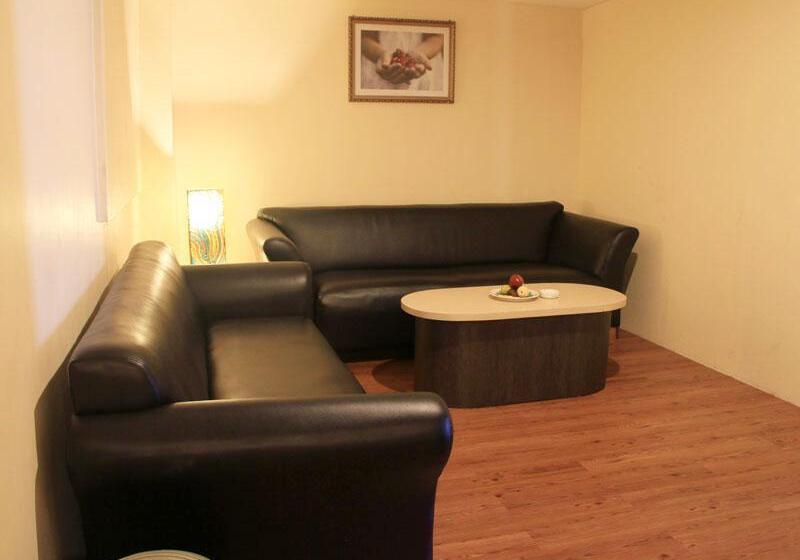 فندق Wiltop By Bencoolen