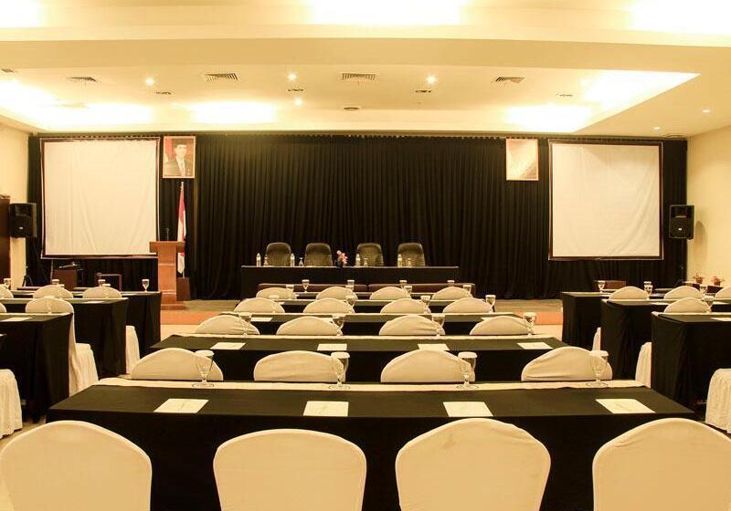 فندق Wiltop By Bencoolen