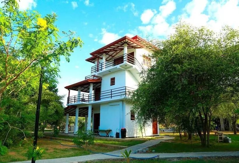 Lake Villa Resort
