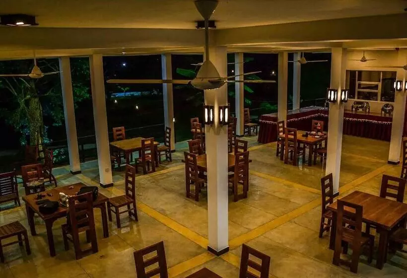 Lake Villa Resort