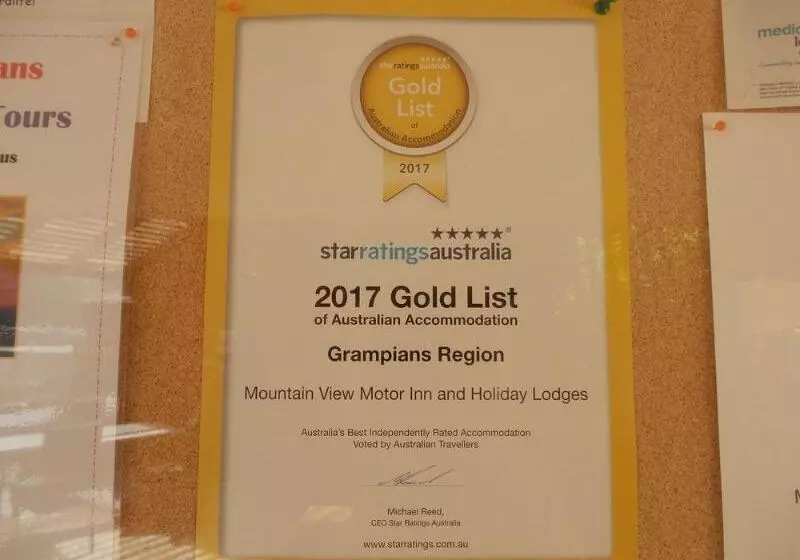 モーテル Mountain View Motor Inn & Holiday Lodges