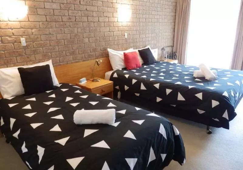 モーテル Mountain View Motor Inn & Holiday Lodges