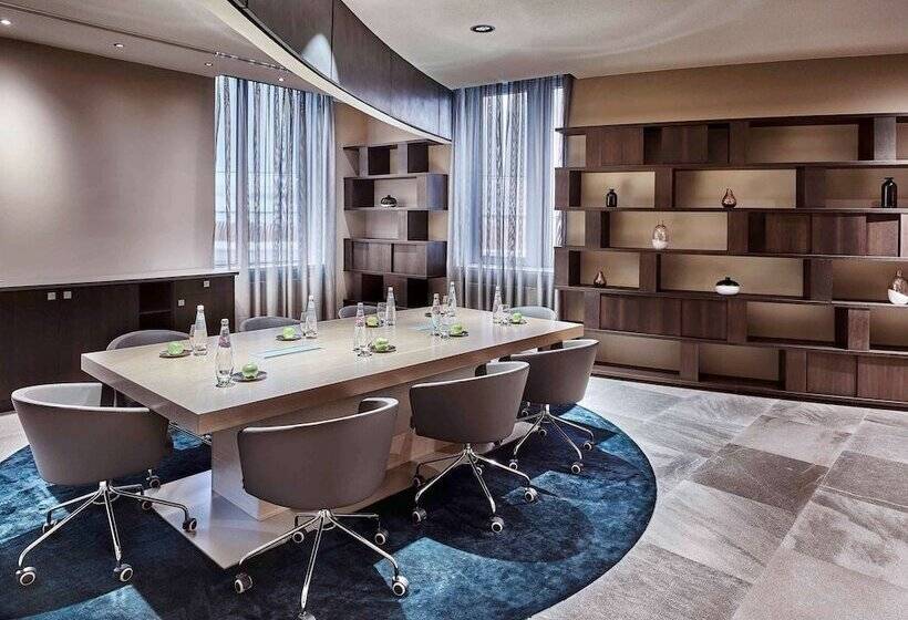 Novotel Moscow Kievskaya