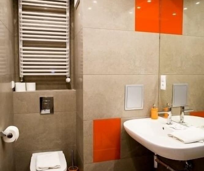 Apartment Oxygen By Your Freedom