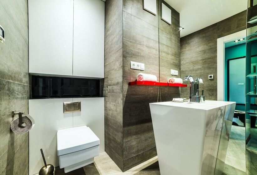 Apartment Oxygen By Your Freedom