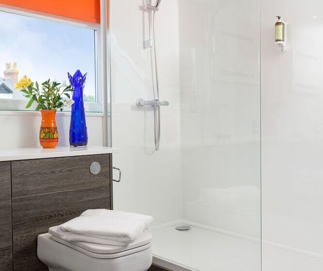 ペンション Chelsea House