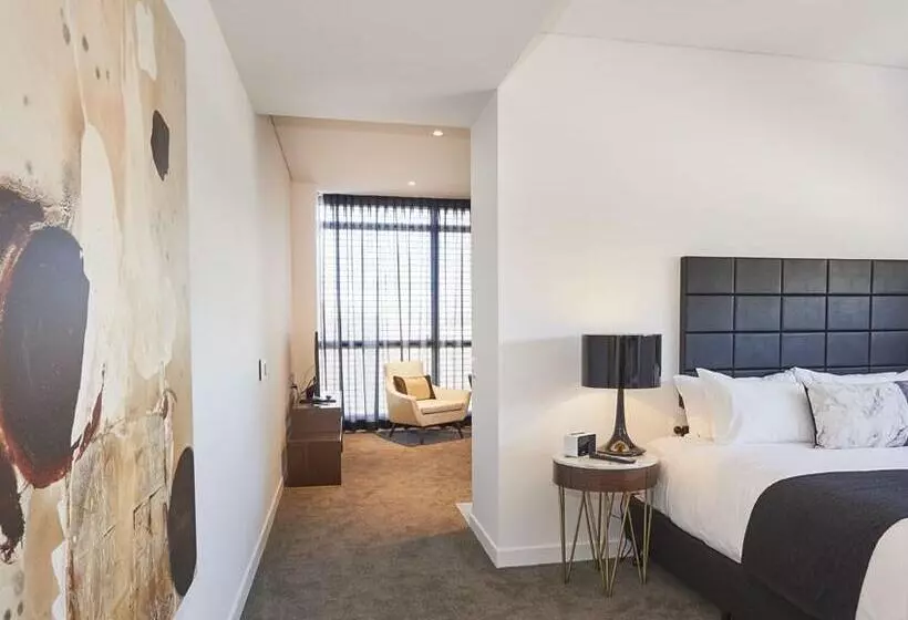Silkari Suites At Chatswood