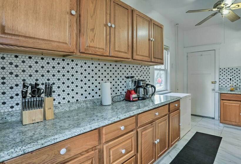 Aldan Home ~ 9 Mi To Downtown Philadelphia