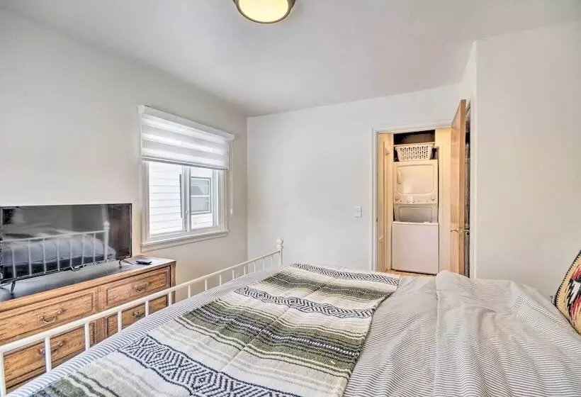 Beautiful Thermopolis Home W/ Private Yard & Grill