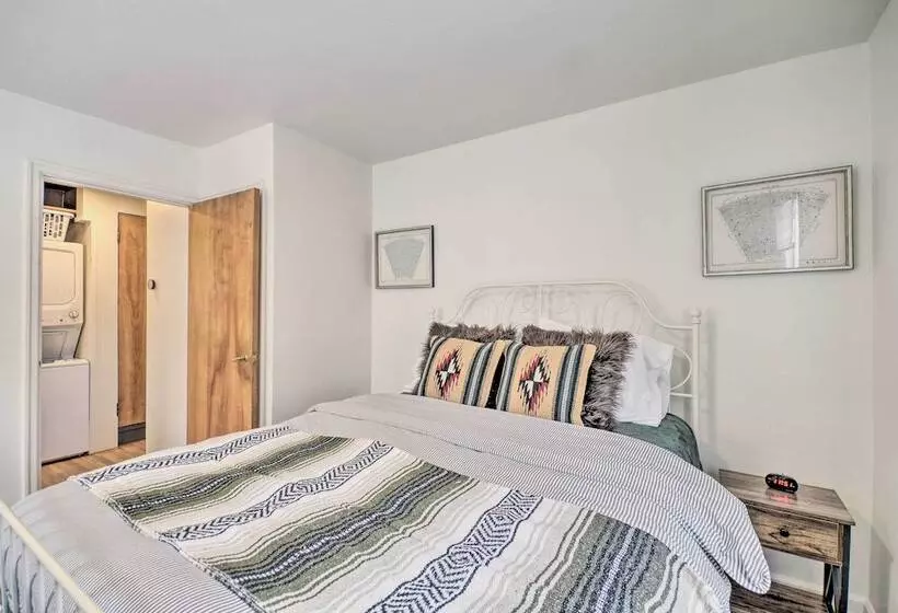 Beautiful Thermopolis Home W/ Private Yard & Grill