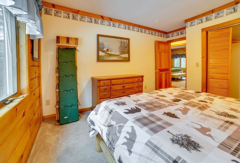 Three Bears Cabin Btwn Mt Snow & Stratton Mtn!