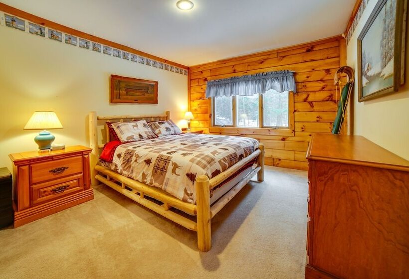 Three Bears Cabin Btwn Mt Snow & Stratton Mtn!