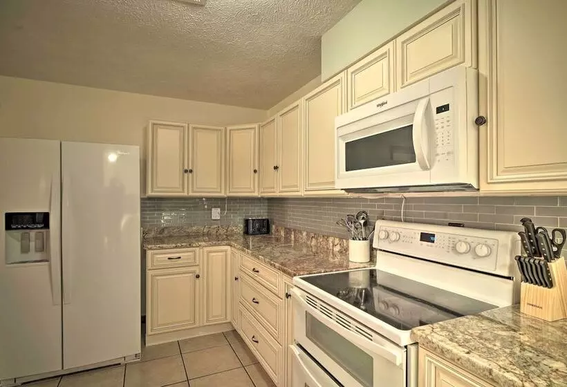 Caryville Home W/ Dock, Steps To Norris Lake!