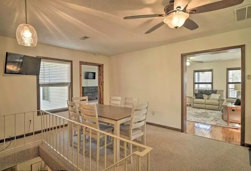 Caryville Home W/ Dock, Steps To Norris Lake!