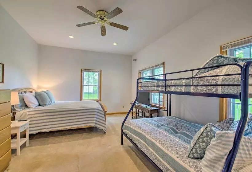 Charming Boydton Retreat ~ 5 Mi To Kerr Lake!