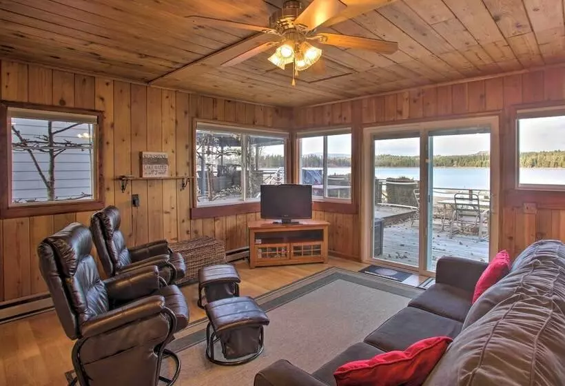 Charming Lakefront Cabin W/ Deck & Fire Pit!