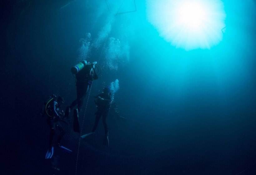 Charming Santa Rosa Home W/ Mountain Views & Porch