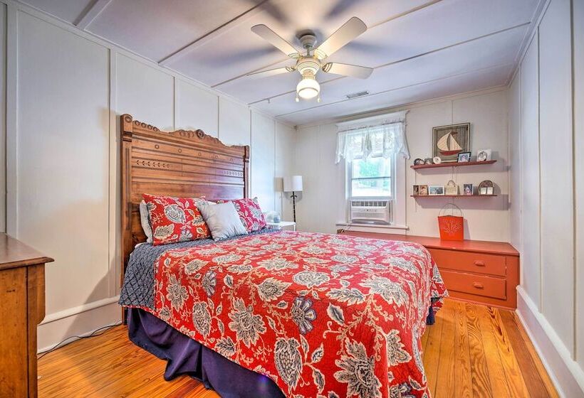 Corey Lake Home, 7 Mi To Swiss Valley Ski Resort!