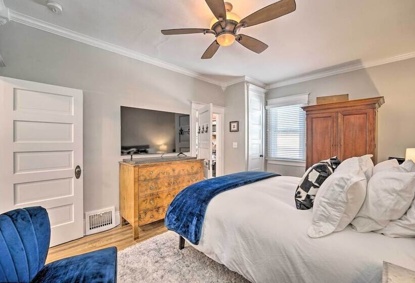 Cozy Laramie Retreat W/ Private Yard Near Uw!