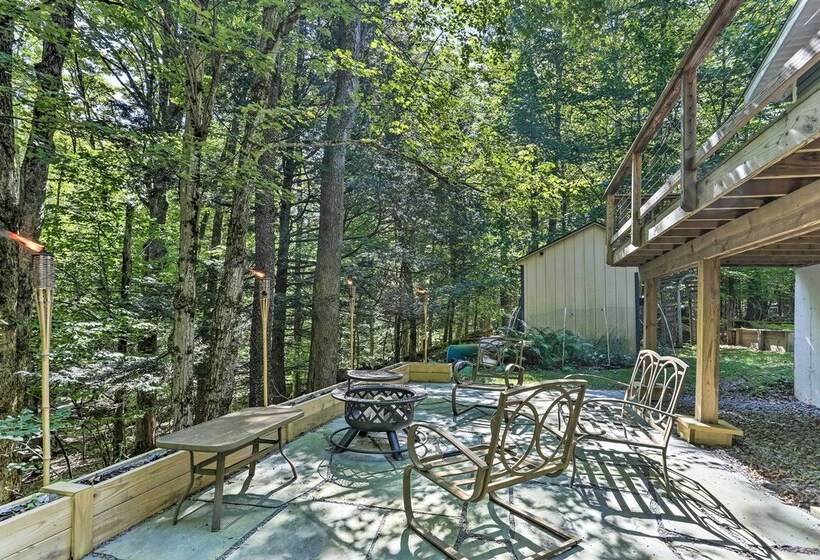 Cozy White Lake Home W/ Patio, Deck & Grill!