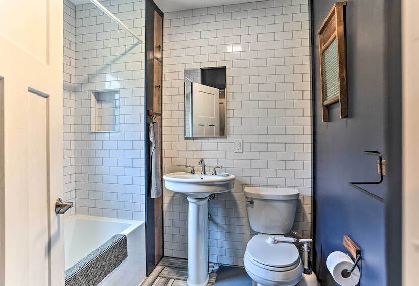 Cozy White Lake Home W/ Patio, Deck & Grill!