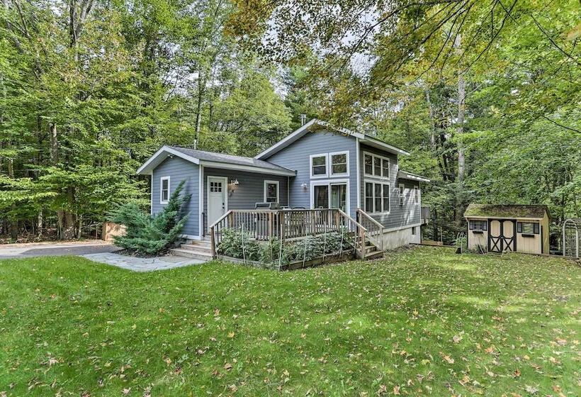 Cozy White Lake Home W/ Patio, Deck & Grill!