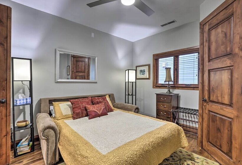 Downtown Park City Vacation Rental Near Ski Lift!