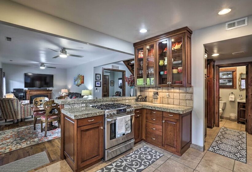 Downtown Park City Vacation Rental Near Ski Lift!