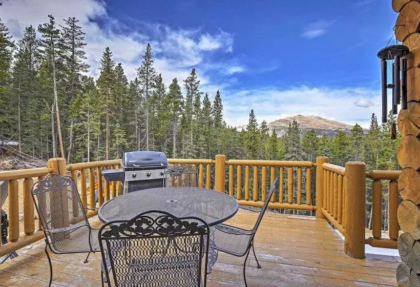 Expansive Alma Cabin W/ Hot Tub & Mountain Views!