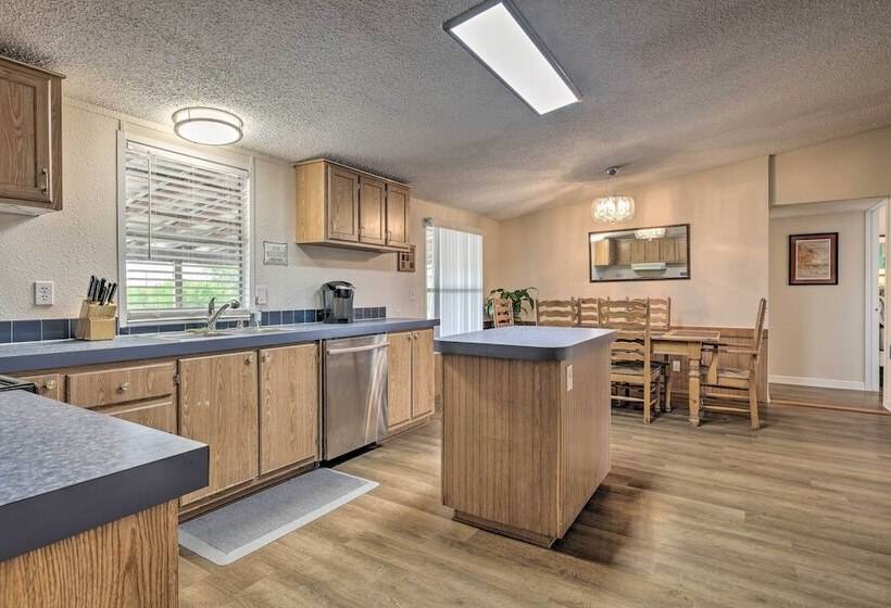 Family Friendly San Marcos Home Close To Tsu!