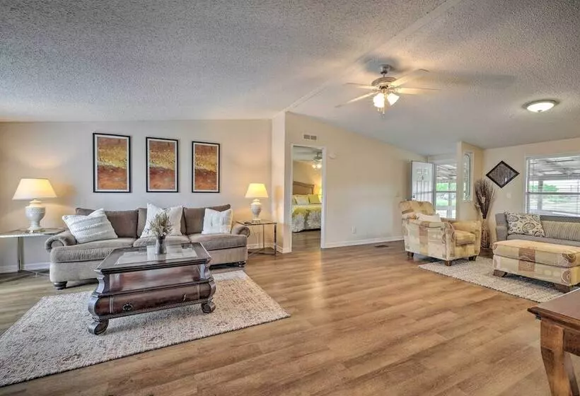 Family Friendly San Marcos Home Close To Tsu!