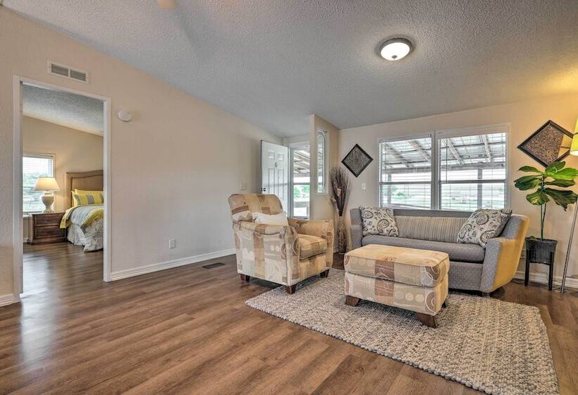 Family Friendly San Marcos Home Close To Tsu!
