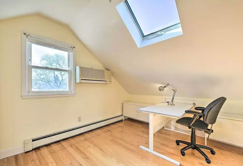 Glen Head Home W/ Yard ~ 28 Mi To Nyc