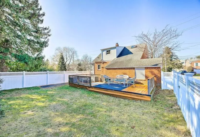 Glen Head Home W/ Yard ~ 28 Mi To Nyc