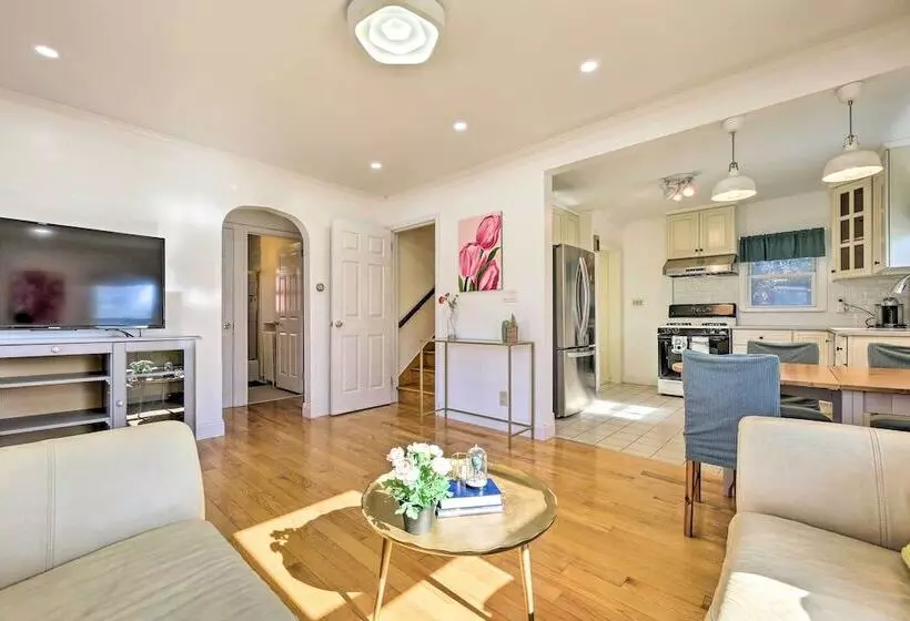 Glen Head Home W/ Yard ~ 28 Mi To Nyc