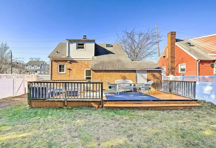 Glen Head Home W/ Yard ~ 28 Mi To Nyc