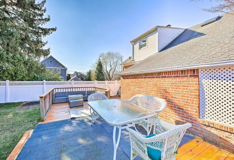 Glen Head Home W/ Yard ~ 28 Mi To Nyc