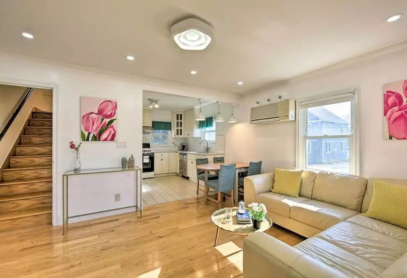 Glen Head Home W/ Yard ~ 28 Mi To Nyc