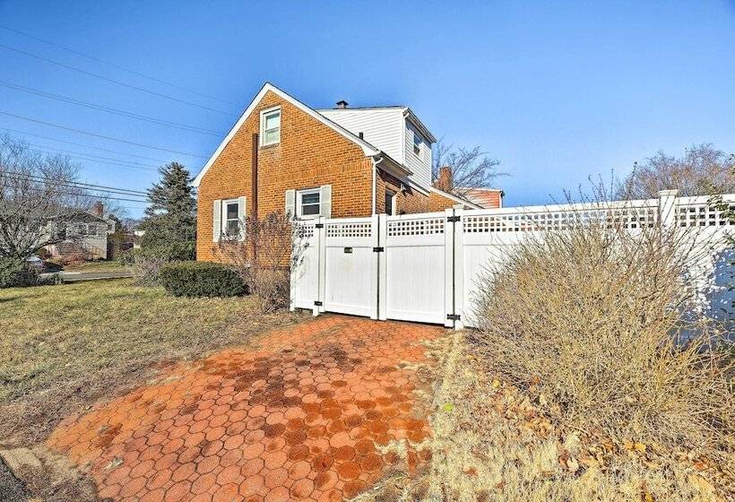 Glen Head Home W/ Yard ~ 28 Mi To Nyc