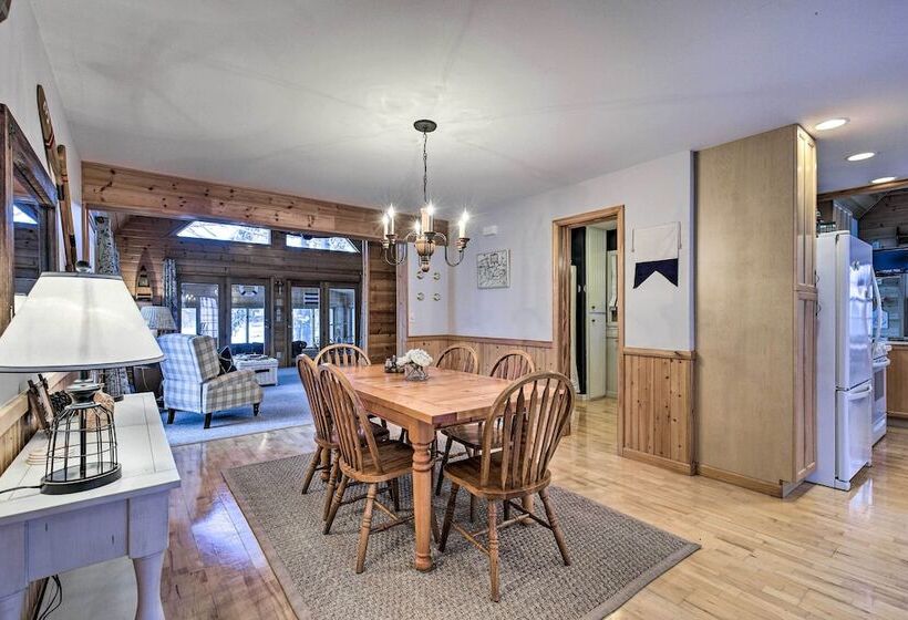 The Minocqua Blue House  W/ Private Beach & Pier