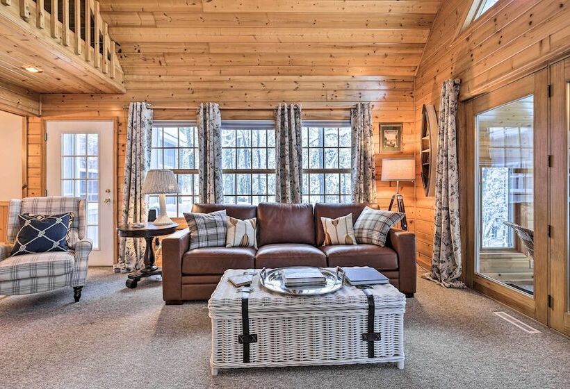 The Minocqua Blue House  W/ Private Beach & Pier