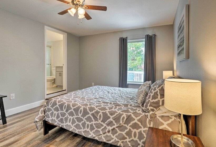 Home On San Jacinto River W/ Pool, Dock & Deck!