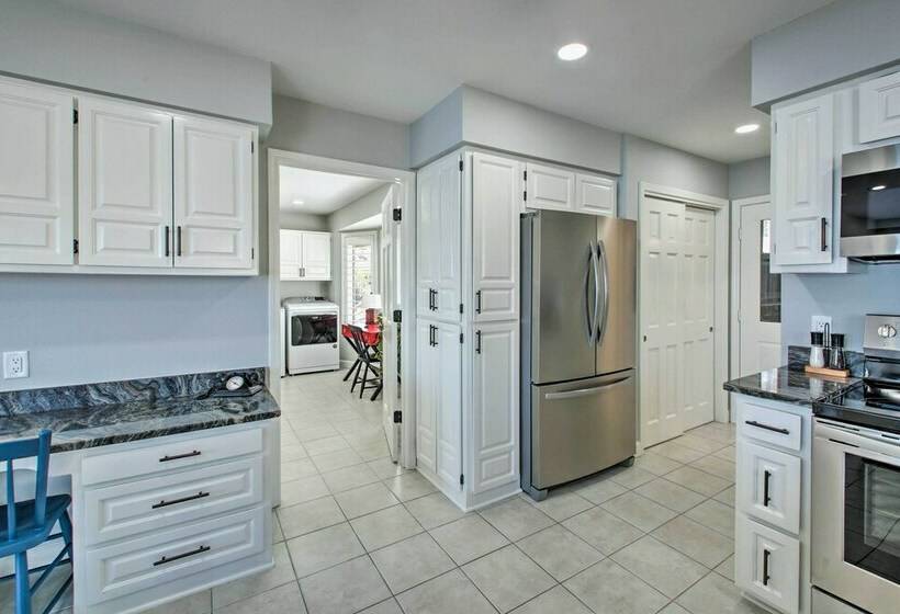 Hot Springs Village Lakehouse Near Golfing!