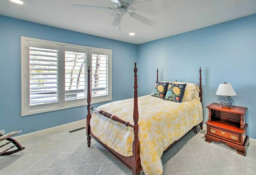 Hot Springs Village Lakehouse Near Golfing!